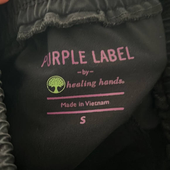 🩺Purple Label Yoga Style Black Scrub Set 🩺 - Picture 6 of 6